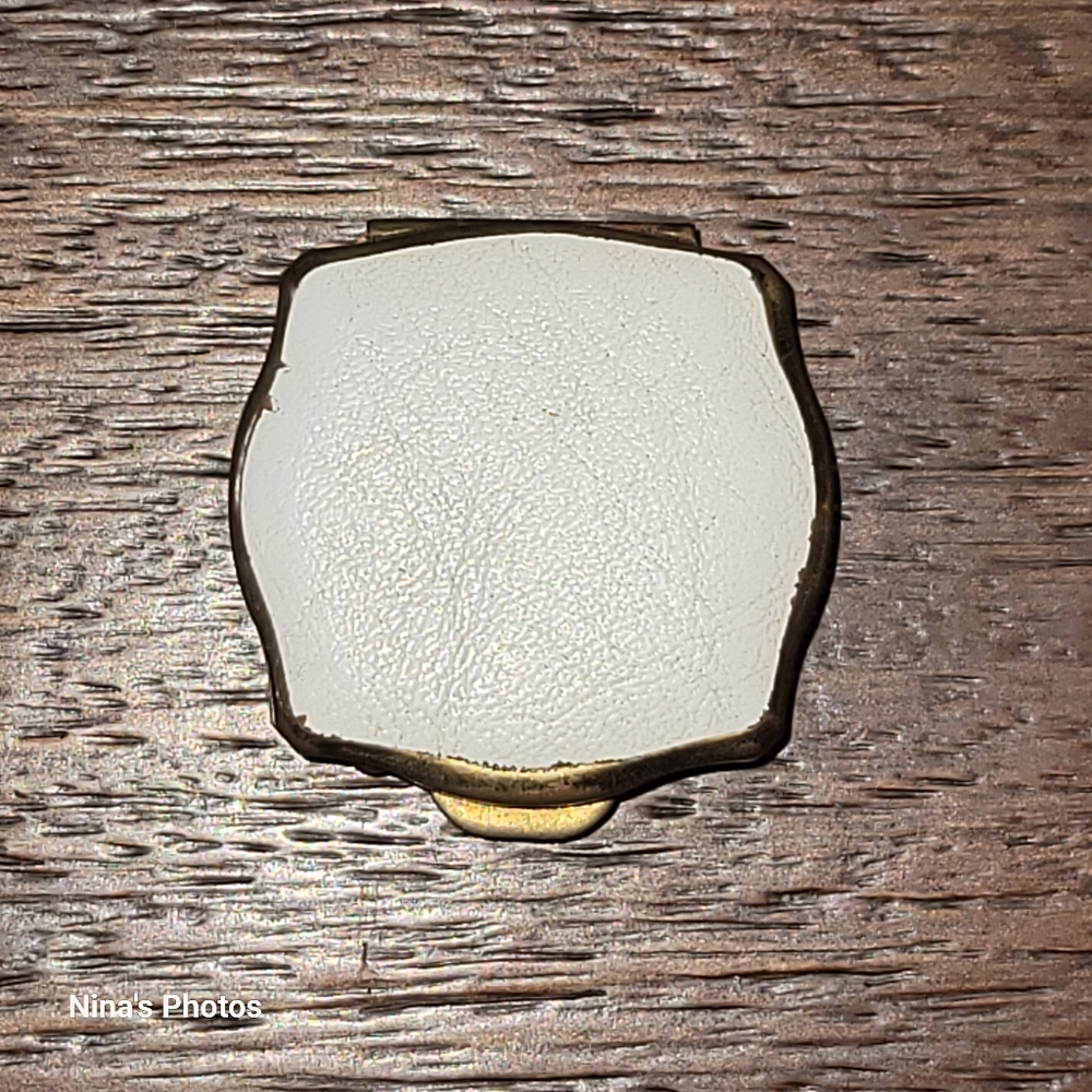Vintage Stratton England Travel Mini Compact Ashtray 1.5" White Leather Top